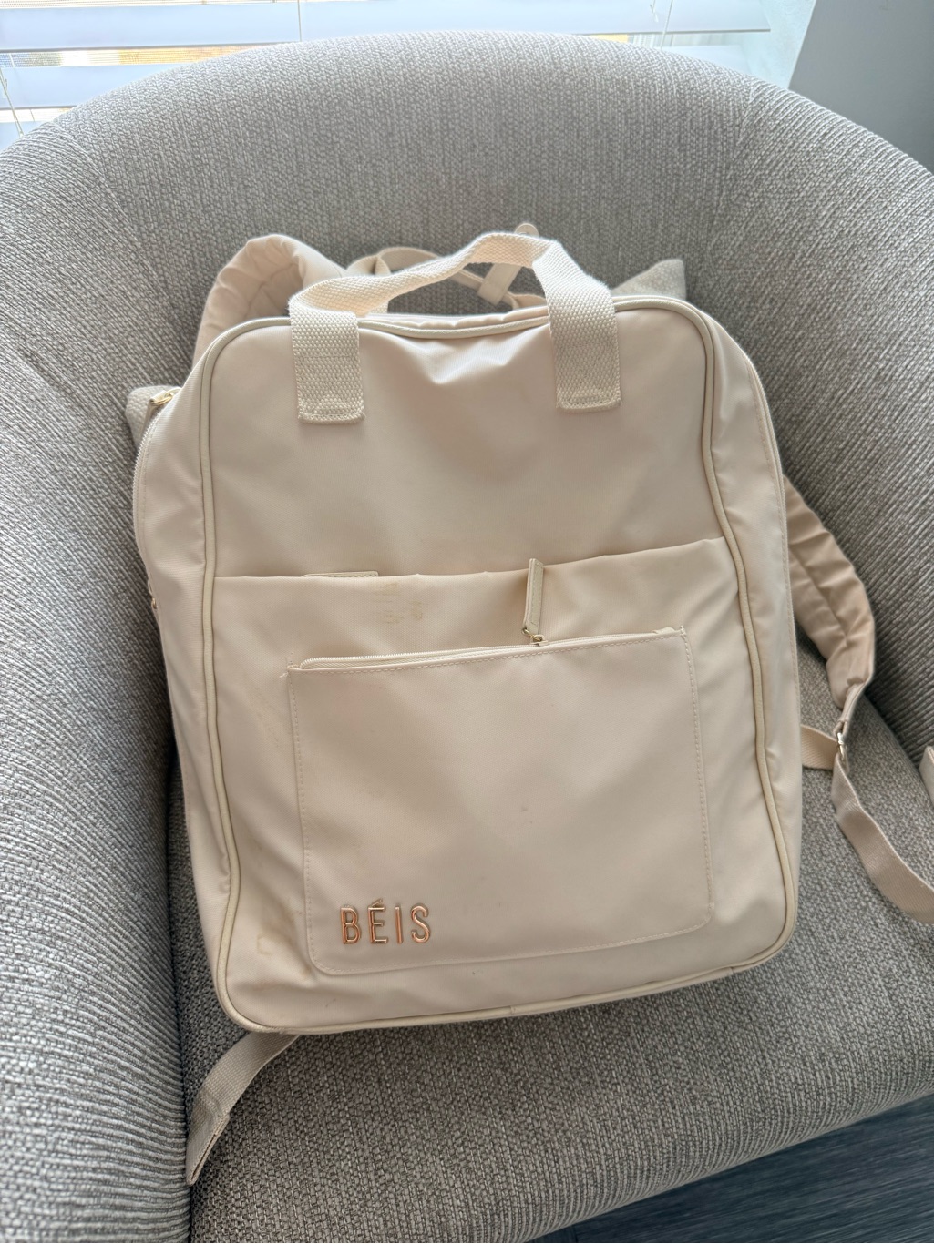 Beis Cream Square Backpack With Front Pocket